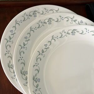 Rare GrandmaCore 3pc Vintage Corelle Corning Ware Country Cottage Dinner plates